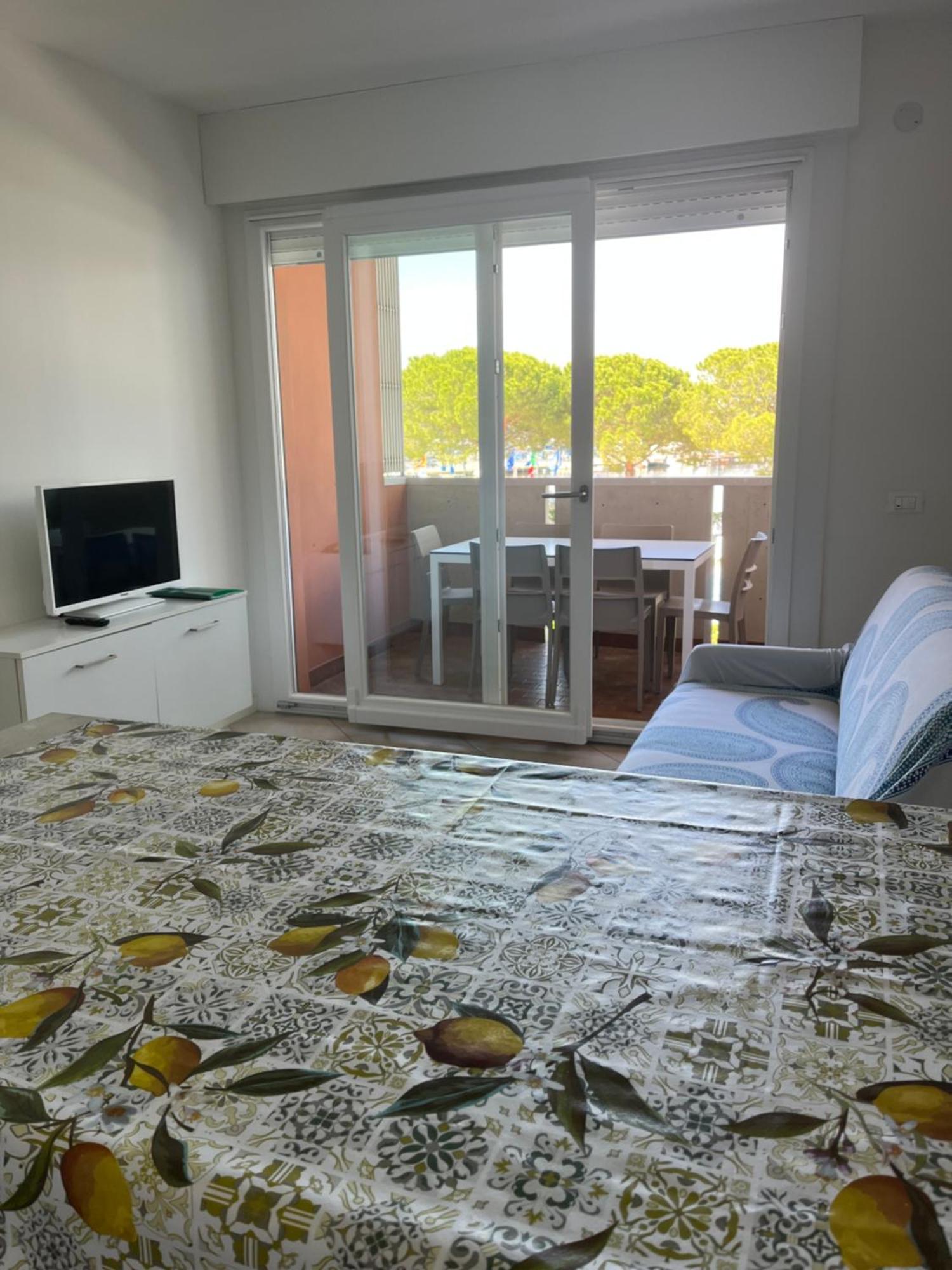 Signora Ruth - Aprilia Residence อาปริลเลีย มาริตติมา ภายนอก รูปภาพ